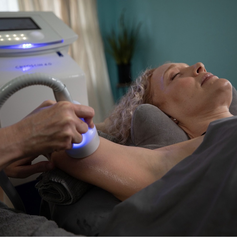 Advanced Skincare Tool with Blue Light
